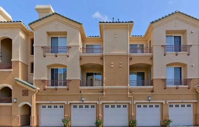 12362 Carmel Country Rd Apt 304