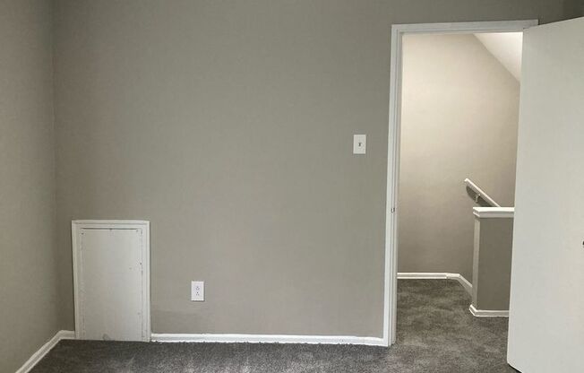 3 beds, 1 bath, 1,400 sqft, $1,620, Unit 1481-10