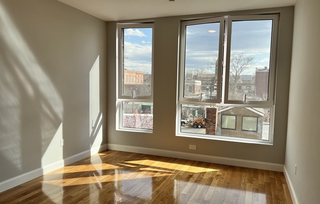 10 TABER ST