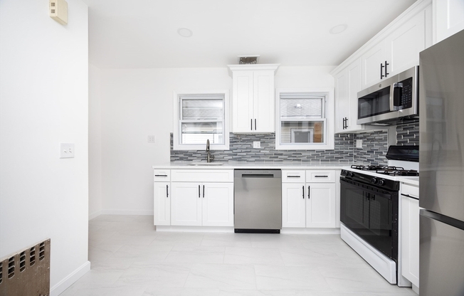 19 PURITAN RD