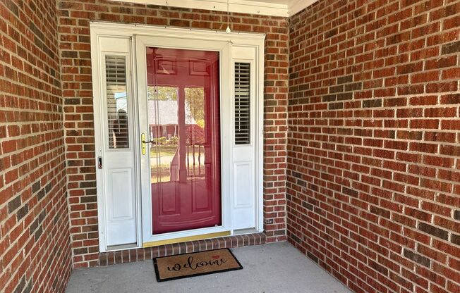 3 Bedroom, 2 Bath Home with a Bonus in Jack Britt School District!!
