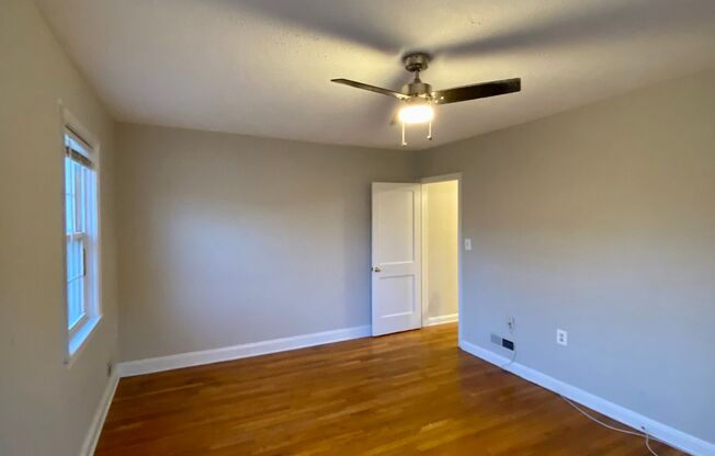 2 beds, 1.5 baths, $1,595