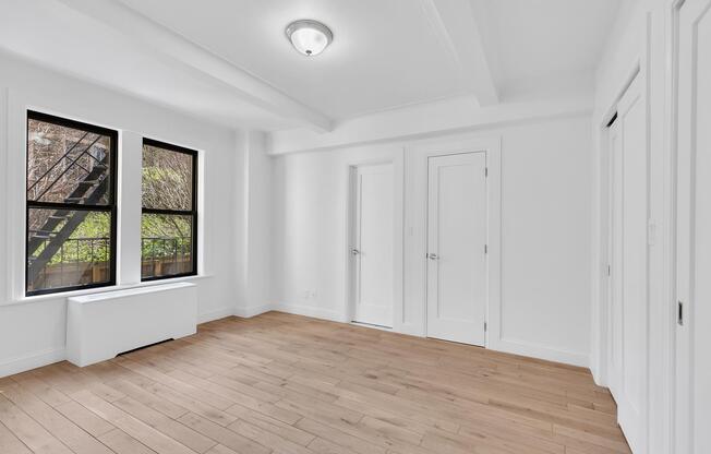 52 Clark Street #5C