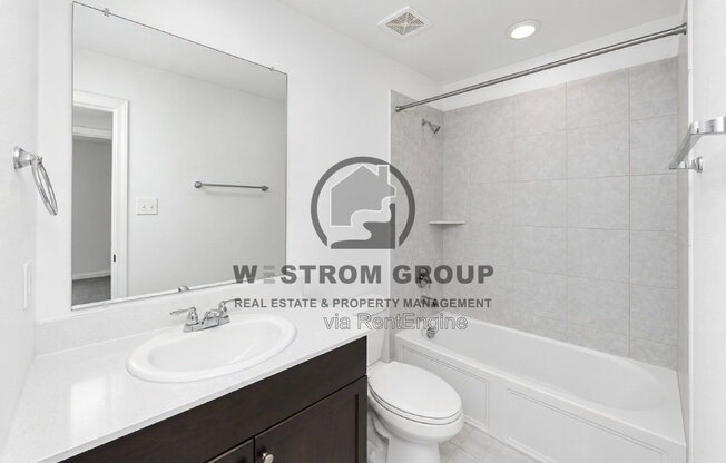 3 beds, 2 baths, 1,305 sqft, $1,945
