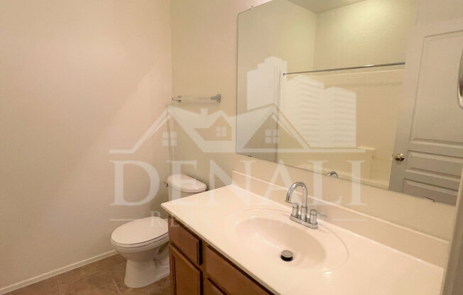 2 beds, 2.5 baths, 1,385 sqft, $1,995, Unit Unit 1114