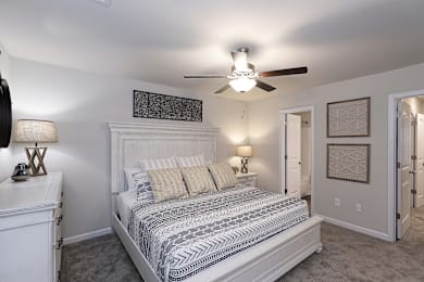 2 beds, 2.5 baths, 1,142 sqft, $1,699