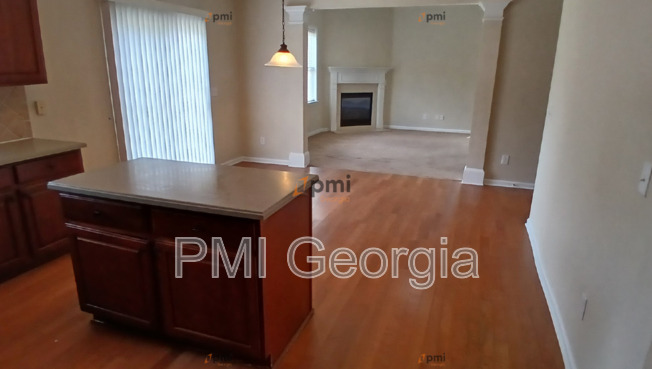 3608 WOOD PT WAY