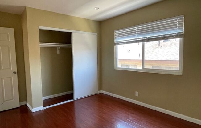 3 beds, 2.5 baths, 1,461 sqft, $3,300, Unit C