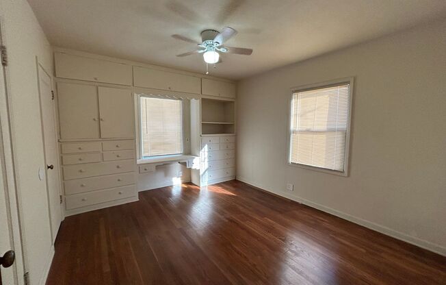 1 bed, 1 bath, 722 sqft, $1,060, Unit 1