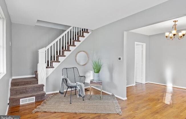 227 WHITTIER AVE
