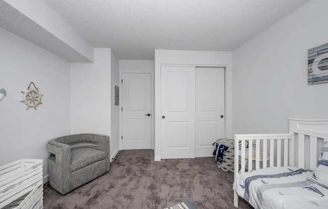 Spacious Bedroom With Closet at Timber Glen Apartments, Ohio, 45103