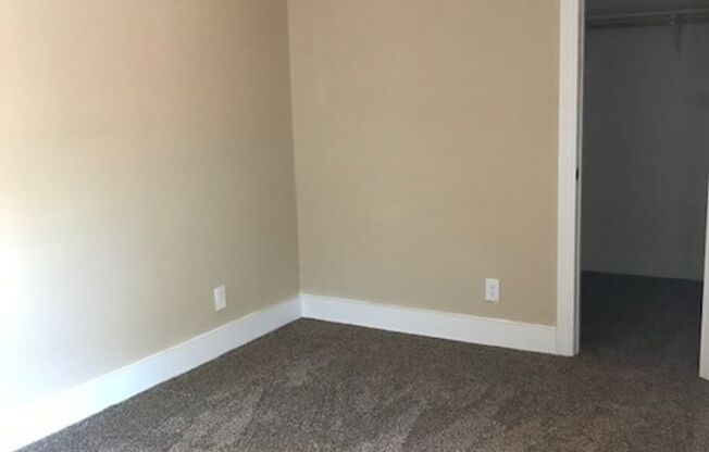 4 beds, 2 baths, 1,510 sqft, $1,450, Unit 306 Lackell  Unit 11