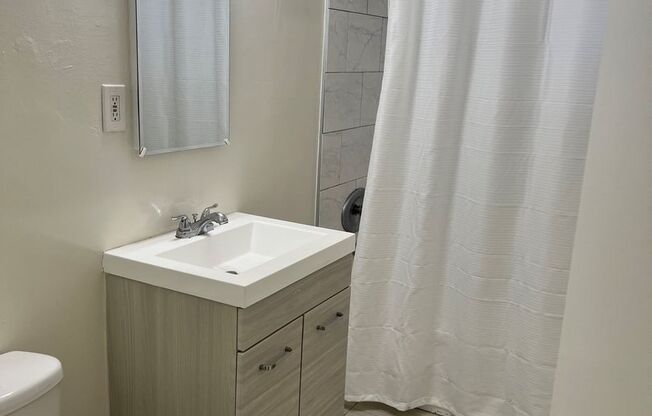 Studio, 1 bath, $1,650, Unit 03