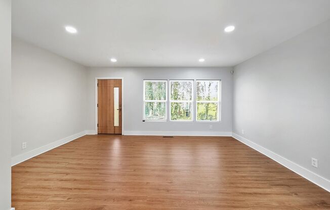 COMING SOON! Gorgeous 3 Bedroom 2 Bath ranch in Venetian Hills