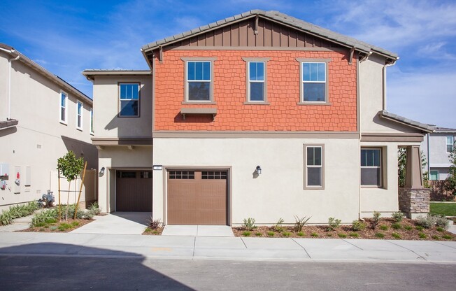 Beautiful 4Be/3Ba 2 Story Home in New Pomona Community!