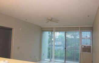 1 bed, 1 bath, $2,400, Unit # 114