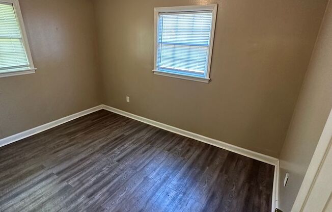 3/1 move in ready! First Month's Rent FREE!