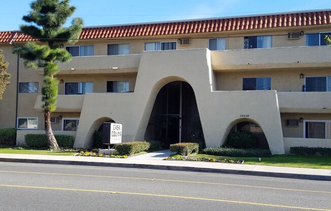 2 beds, 2 baths, 960 sqft, $2,595, Unit 321