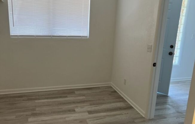 1 bed, 1 bath, $1,100, Unit 2