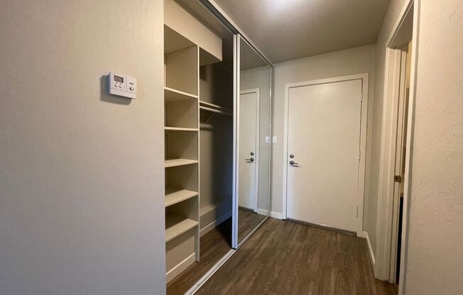 Studio, 1 bath, 360 sqft, $1,375, Unit 54