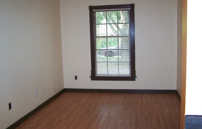 Crescent at Shadeland Apartments