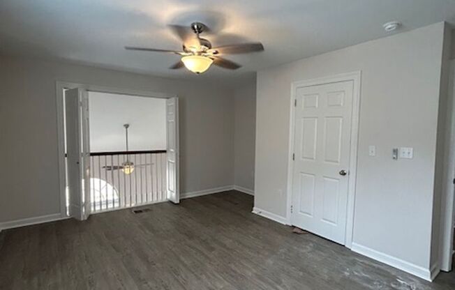 3 beds, 2 baths, $1,650, Unit 17254-27B