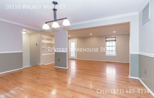 10110 WALNUT WOOD CT