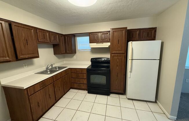 Cute 3/1 with Fenced Yard!