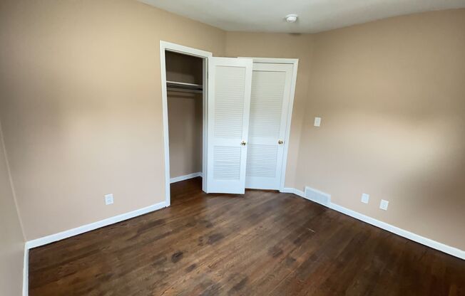 3 beds, 1 bath, $1,450