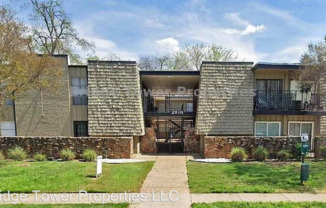 2910 Throckmorton