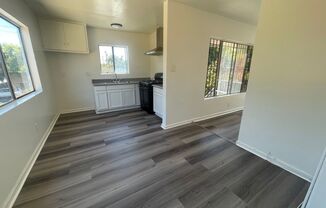 2 beds, 1 bath, $2,100, Unit #04