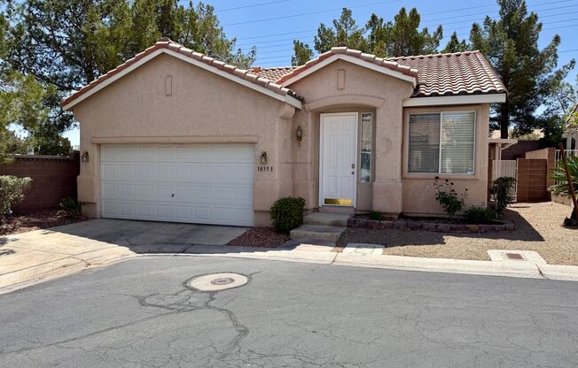 Cute and cozy 2 bedroom 2 bathroom condo