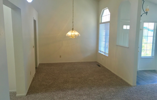 3 beds, 2 baths, $2,800