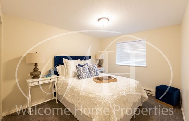 2 beds, 1 bath, 800 sqft, $1,325, Unit Irisview 215-202