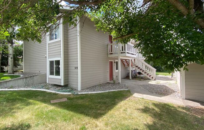 2 Bed with Carport! Walk to MSU! Pet Friendly!