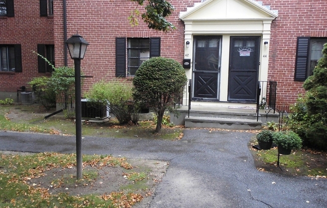42 PIERCE RD