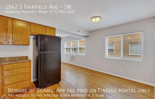 1842 S FAIRFIELD AVE