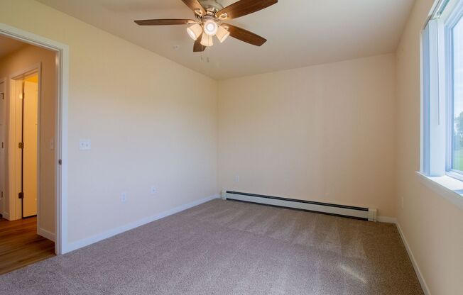 1 bed, 1 bath, 653 sqft, $1,274, Unit EC 4225-14
