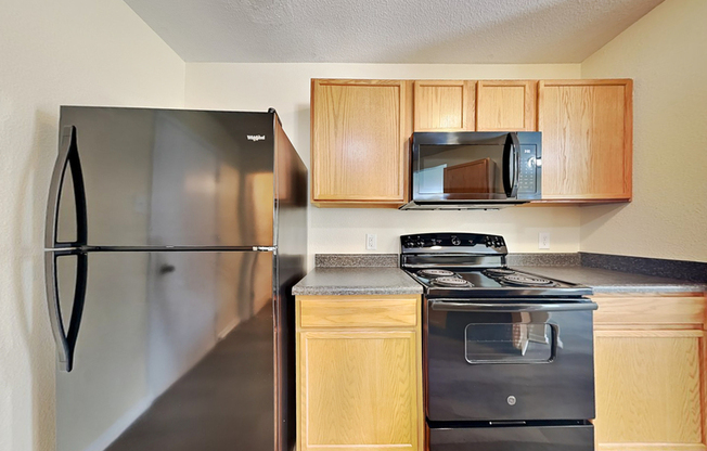 4070 PRESIDIO CIR
