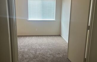 2 Bedroom 2 bath Home with extra room