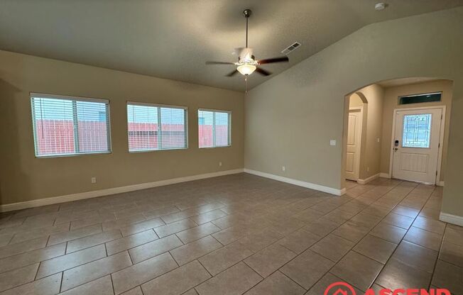 4 beds, 2 baths, $2,750