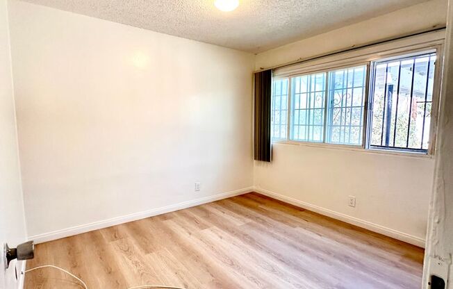 3 beds, 1 bath, $3,595