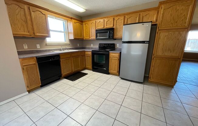 3 beds, 2 baths, $1,475