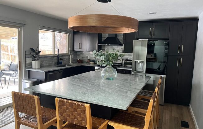 Stunning 5 Bedroom in the Coveted Kipling Villas Neighborhood! Available NOW!!