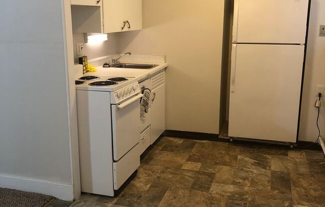 Studio, 1 bath, 450 sqft, $565