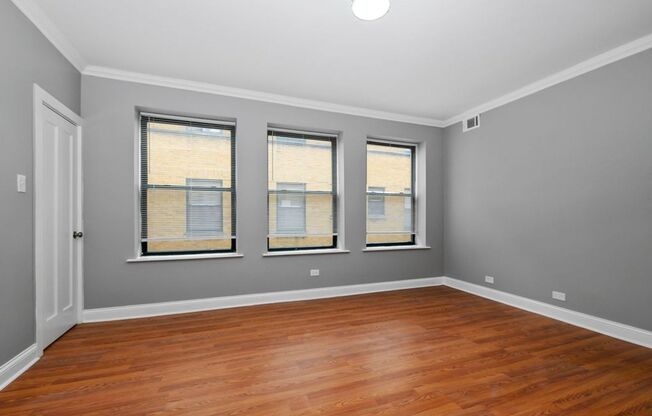 One Bedroom in South Shore