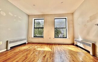 1 bed, 1 bath, $2,700, Unit 2