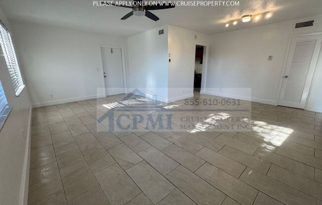 1 bed, 1 bath, 744 sqft, $1,725, Unit 35