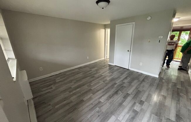101 - 105 Heywood Ave