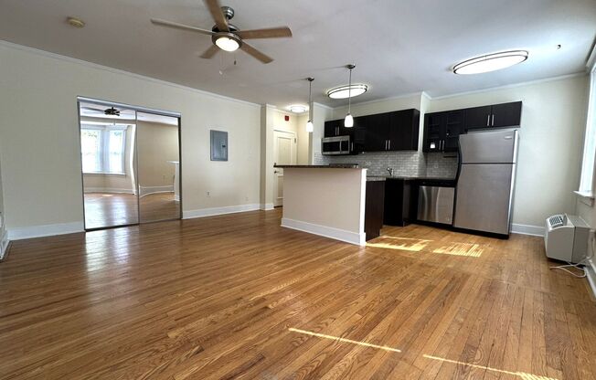 1 bed, 1 bath, 585 sqft, $1,310, Unit Apt C-08